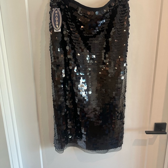 Black Sequin Skirt - Picture 4 of 6